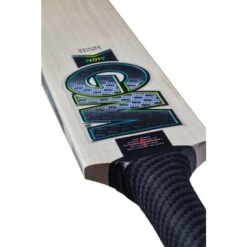 2024 Gunn And Moore Aion DXM 606 Cricket Bat -Konii Store aion embossing rt medium 1 1 1