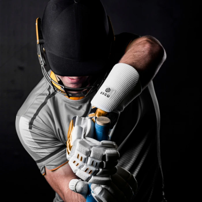 ESCU Wrist Guard White - Senior 2 ESCU Wrist Guard White - Senior - Image 2